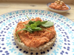 Hummus met gegrilde paprika