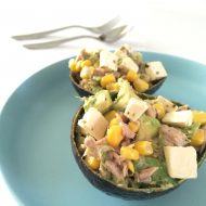 Gezonde schuitjes – avocado met tonijn