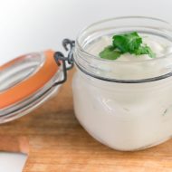 Zelfgemaakte mayonaise met koriander