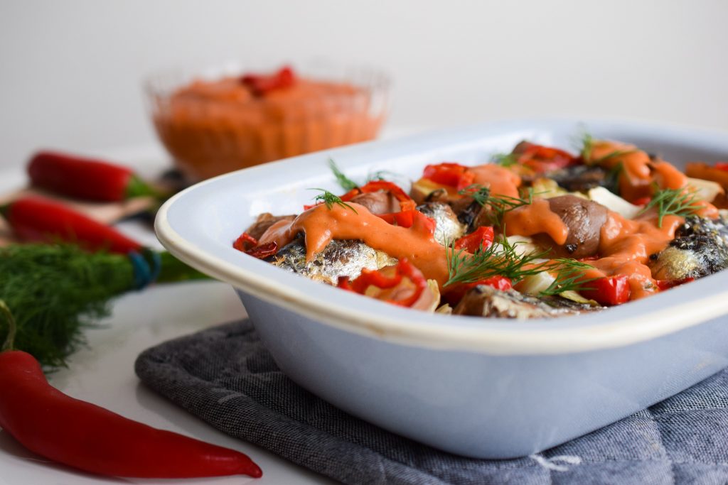 Sardines met venkel en rode pepersaus