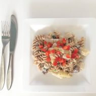 Vegetarische pasta met asperges en champignons